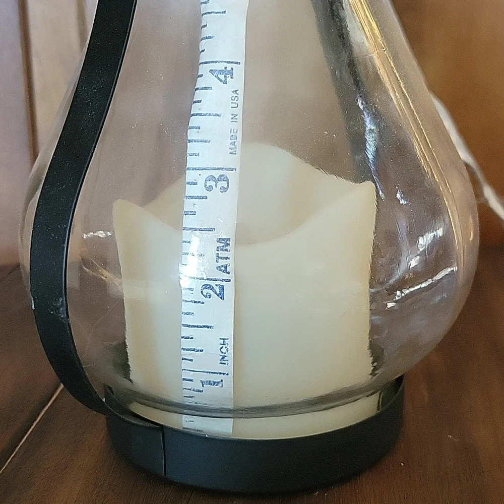 N/A glass lantern